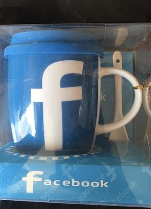 Керамічна чашка з логотипом facebook