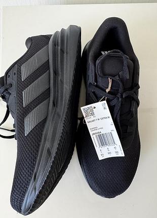 Нові оригінальні кросівки adidas унісекс,