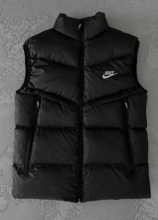 Жилетка чоловіча безрукавка спортивна nike storm fit