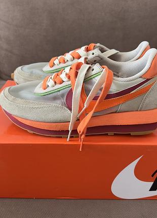 Кроссовки nike sacai orange