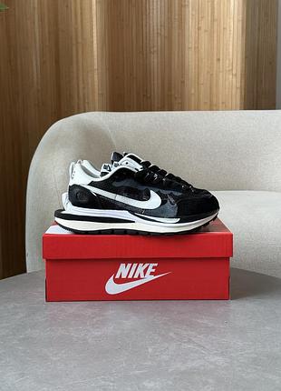 Кросiвки nike x sacai vaporwaffle black/white