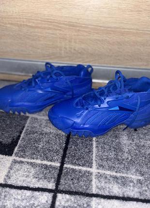 Кросівки жіночі reebok cardi b club c v2 core сині (40-26 см)
