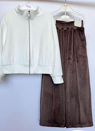 Костюм для дівчинки