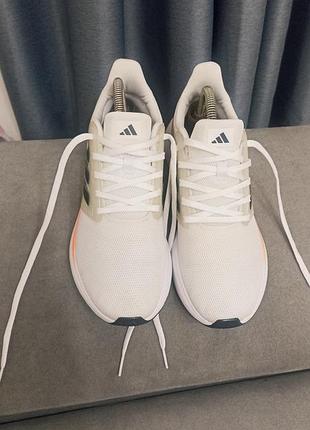 Кроссовки -adidas