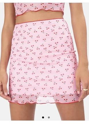 Костюм с вишнями primark