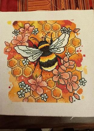 Набір для вишивання хрестиком "бджола"