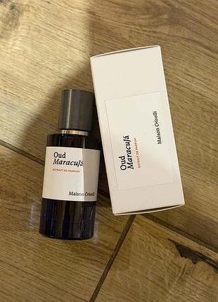 Maison crivelli — oud maracujá