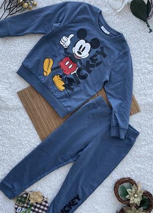 Дитячий костюм від disney