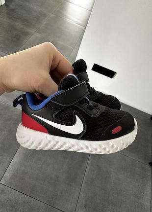 Nike кросівки