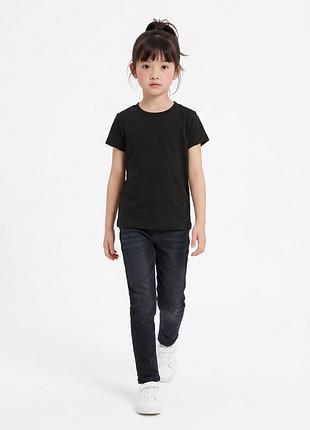 Черная футболка для девушки 110 см (4-5y)