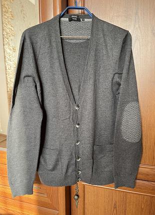 Крутий джемпер boss hugo boss “l”
