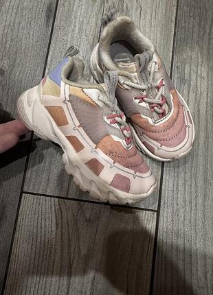 Кросівки zara
