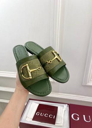 Шлепки женские