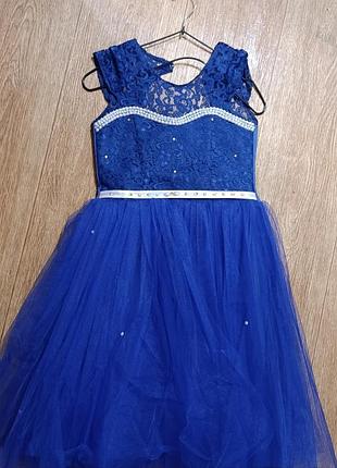 Платье праздничное