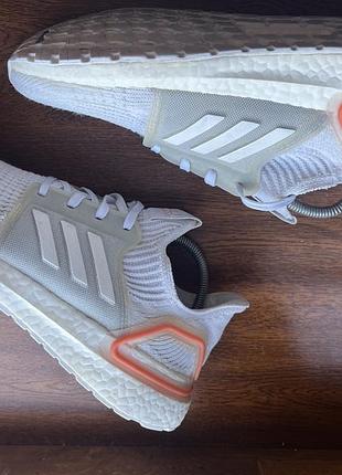 Кросівки 39 розмір adidas boost оригінал