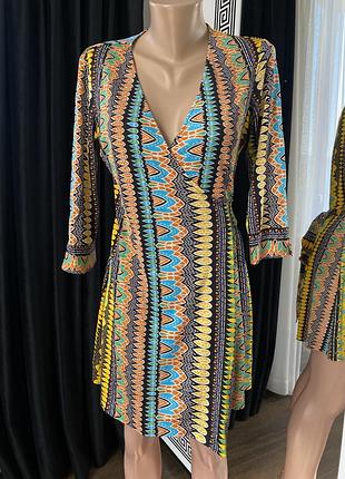 Шовкова сукня від бренду diane von furstenberg.