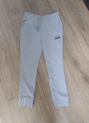 Спортивні штани adidas