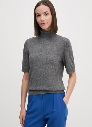 Футболка водолозка  с коротким  рукавом
benetton