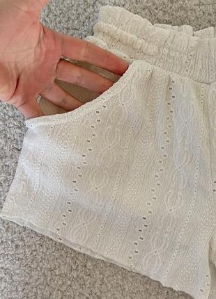 Елегантні шорти zara kids 7 років