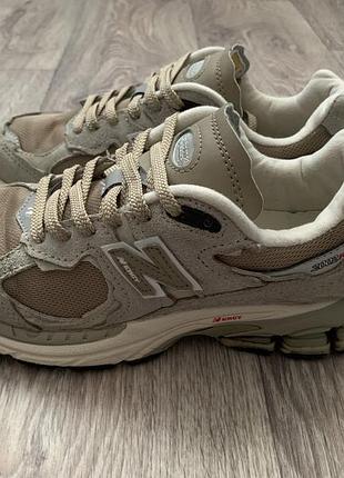 Жіночі кросівки new balance