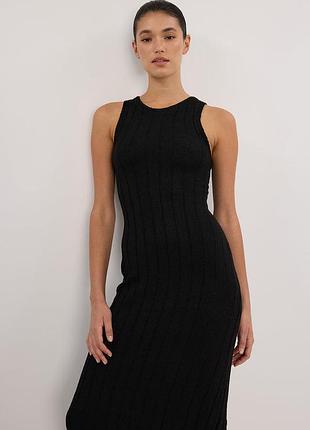 Платье миди в рубчик