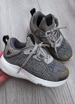Кросівки adidas