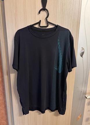 Футболка nike dri-fit