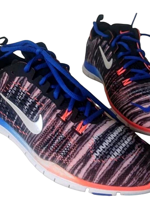 Оригінальні кросівки з котушки nike free tr fit 4