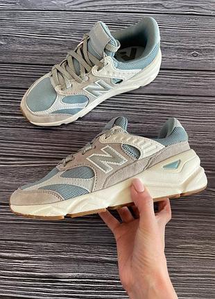 Жіночі кросівки new balance