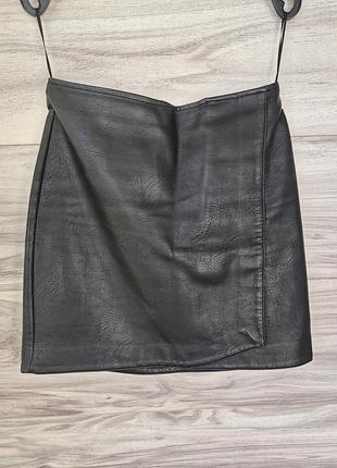 Юбка мини из искусственной кожи