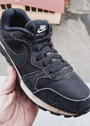 Отличные женские кроссовки nike md runner 2
