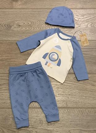 Костюм на хлопчика mothercare на вік 1-3 міс.