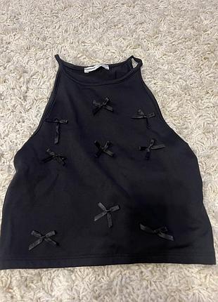Майка чорна bershka з бантиками