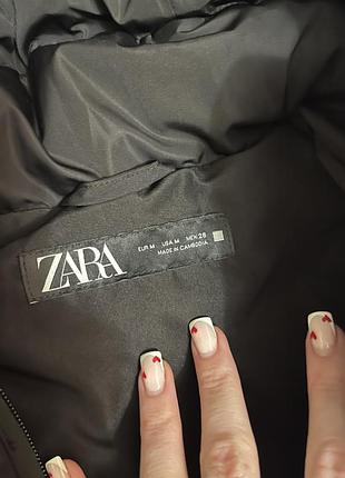 Куртка фірми zara