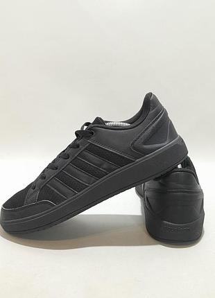 Кросівки adidas