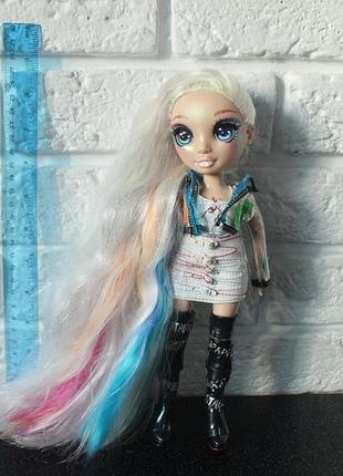 Лялька rainbow high рейнбоу хай амая рейн amaya raine fantastic fashion .