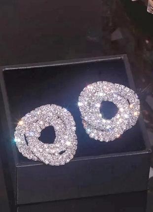 Серьги женские доя очаровательной красавицы