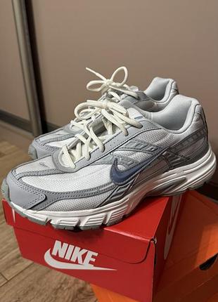 Кроссовки nike 41р. 4150