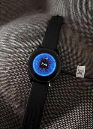 Смартгодинник oneplus watch 2021 року