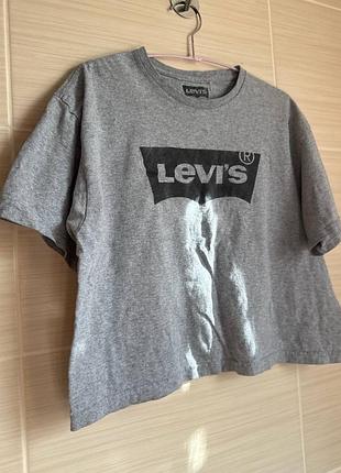 Футболка сіра від levi’s