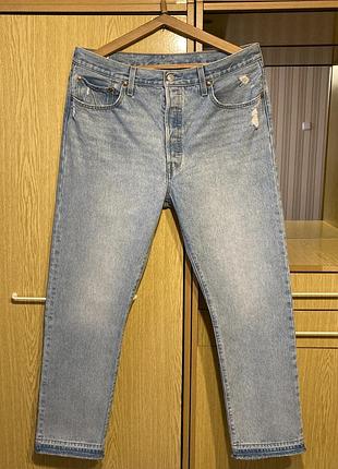 Джинсы levis 501 destructed.оригинал.