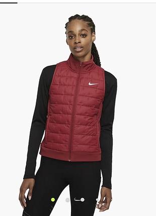 Жіночий біговий жилет nike therma із синтетичного наповнювача, колір гранат, розмір m
