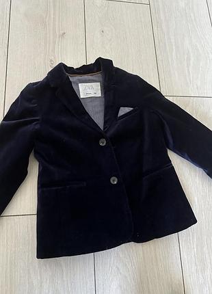 Піджак zara для хлопчика стан нового 104 розмір