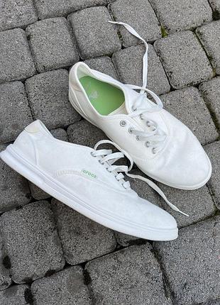 Чоловічі легенькі кеди crocs m9