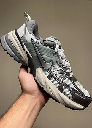 Nike v2k run grey