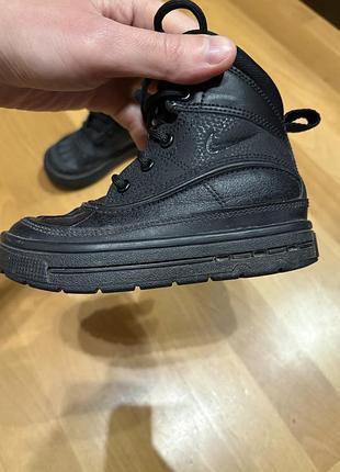 Дитячі шкіряні кросівки nike 26 розмір