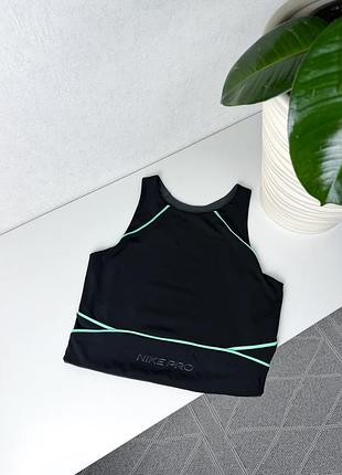 Спортивний топ nike pro