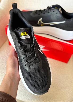 Nike running zoomx black white 6