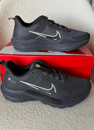 Nike running zoomx black 5