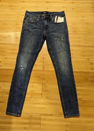 Фирменные новые джинсы diesel